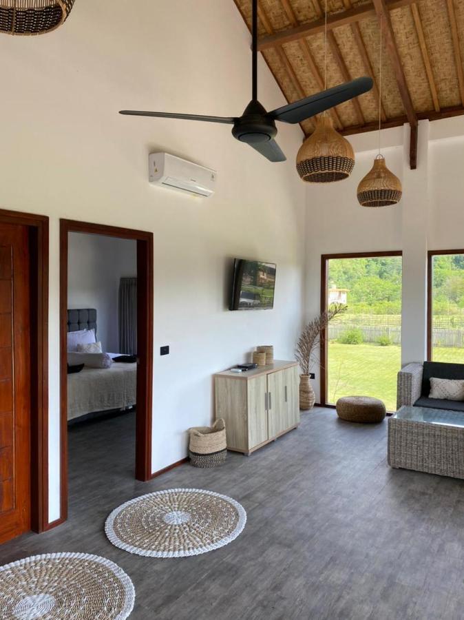 Baha Baha Villas West Sumbawa Yoyos - Free Yoga Class, Gym Daily Included For Guest - Fast Wifi Starlink Sekongkang Exteriör bild