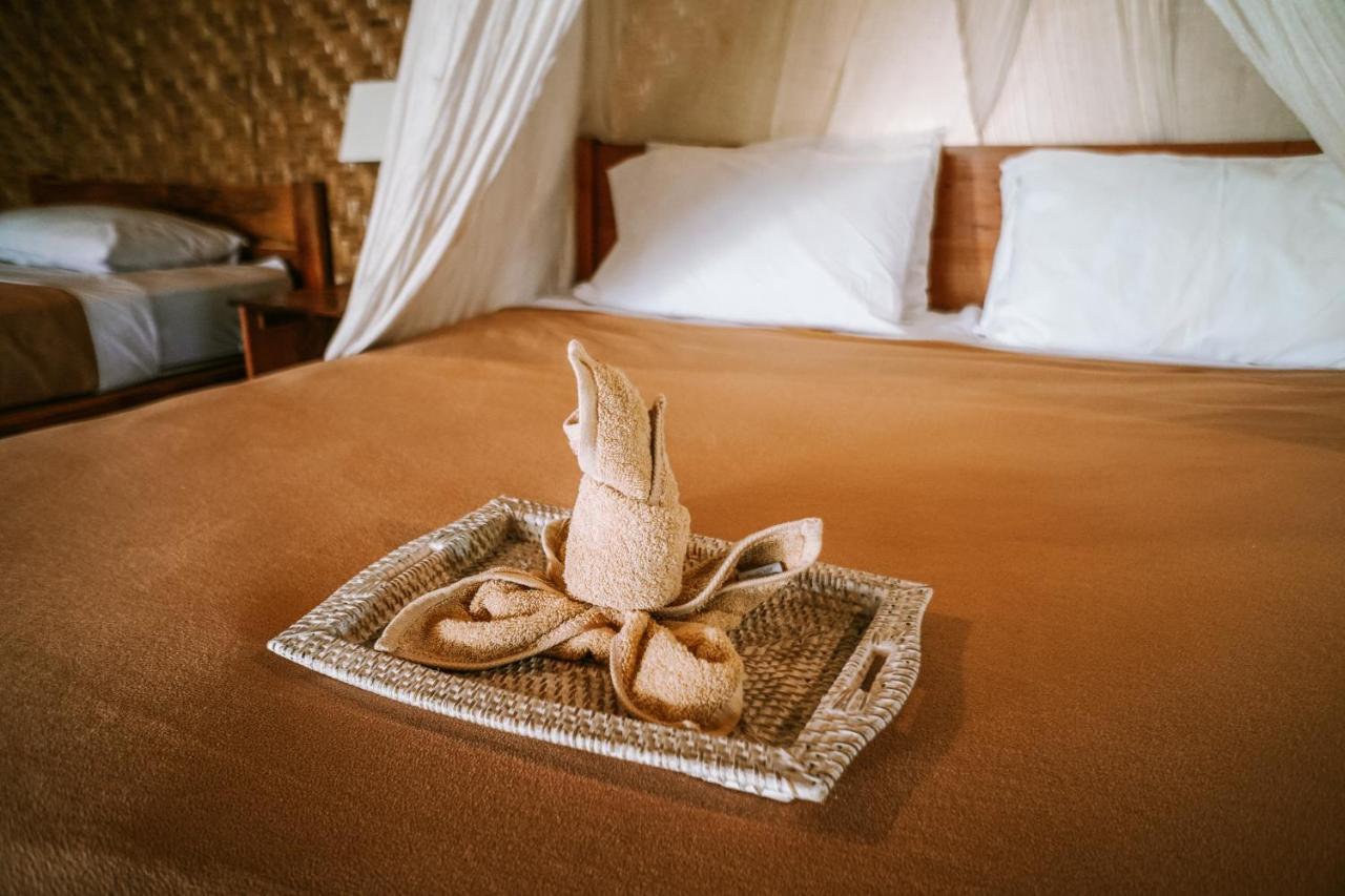 Baha Baha Villas West Sumbawa Yoyos - Free Yoga Class, Gym Daily Included For Guest - Fast Wifi Starlink Sekongkang Exteriör bild