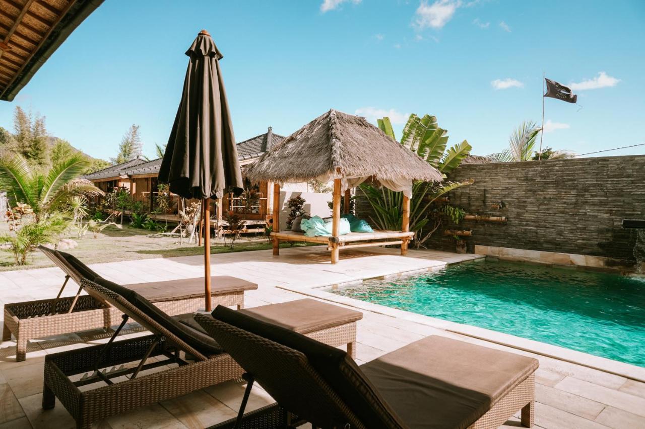 Baha Baha Villas West Sumbawa Yoyos - Free Yoga Class, Gym Daily Included For Guest - Fast Wifi Starlink Sekongkang Exteriör bild