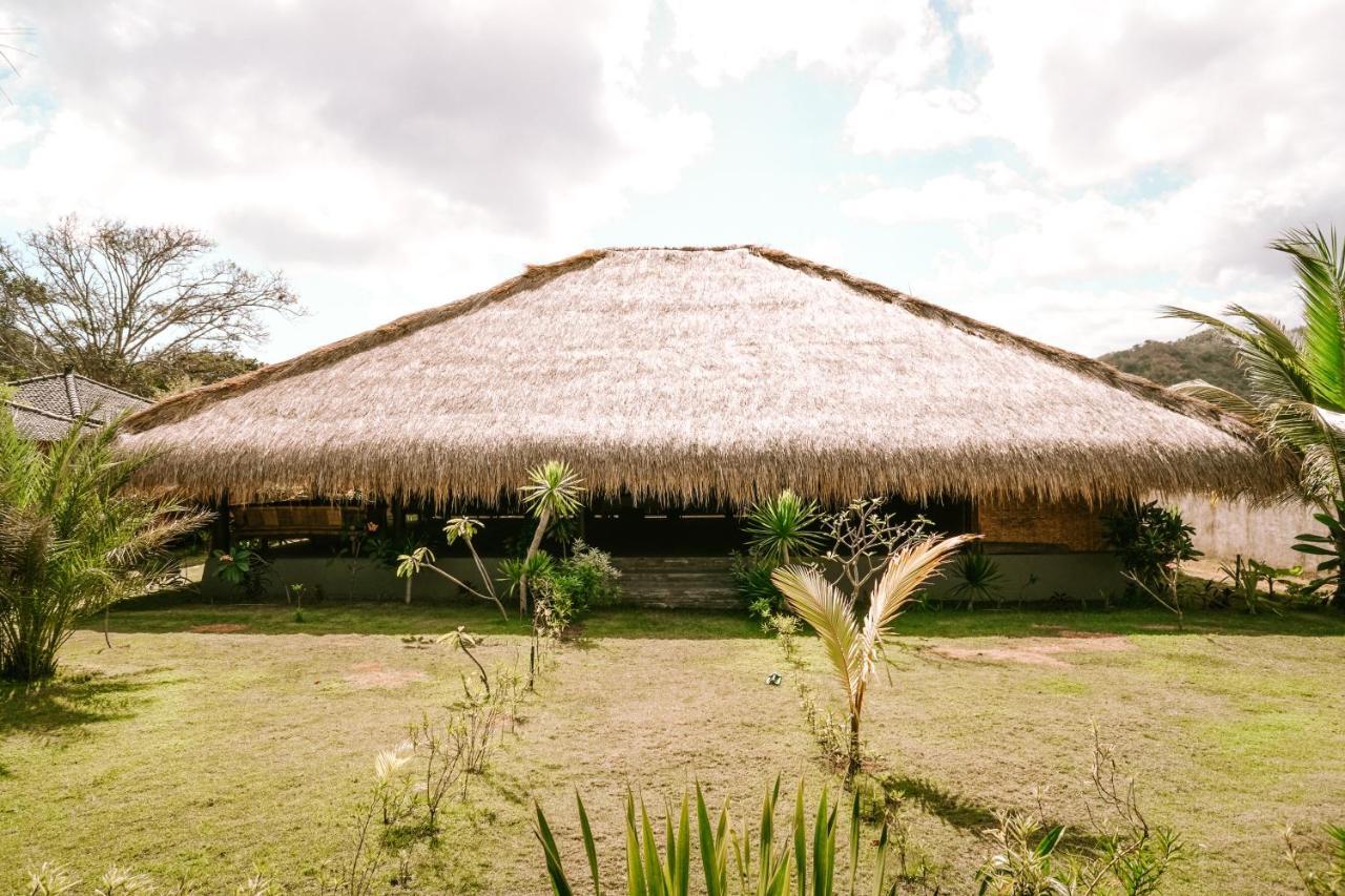 Baha Baha Villas West Sumbawa Yoyos - Free Yoga Class, Gym Daily Included For Guest - Fast Wifi Starlink Sekongkang Exteriör bild