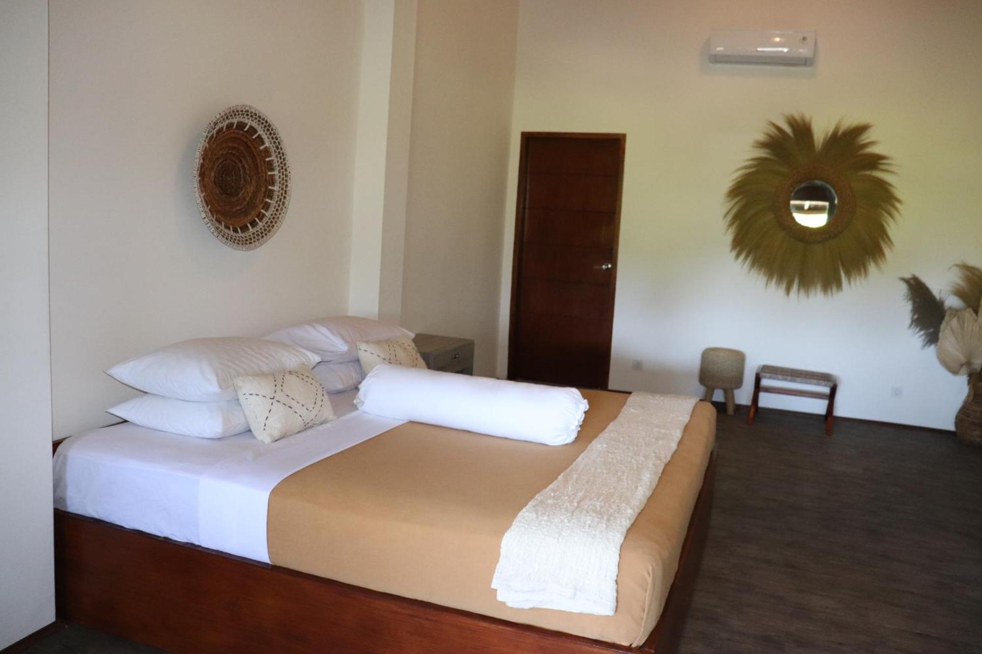 Baha Baha Villas West Sumbawa Yoyos - Free Yoga Class, Gym Daily Included For Guest - Fast Wifi Starlink Sekongkang Exteriör bild
