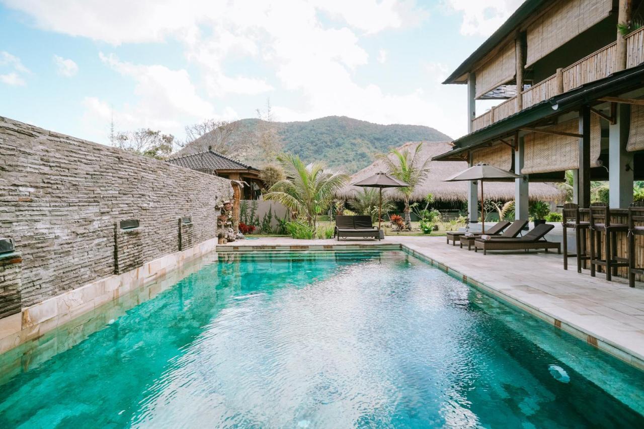Baha Baha Villas West Sumbawa Yoyos - Free Yoga Class, Gym Daily Included For Guest - Fast Wifi Starlink Sekongkang Exteriör bild